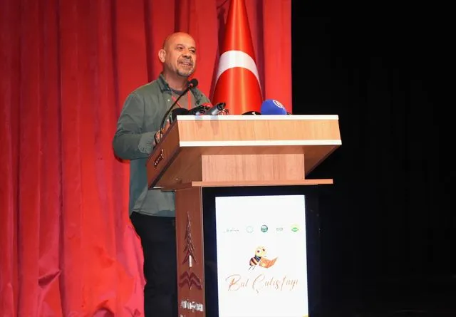 Ankara Üniversitesi Öğretim Üyesi Prof. Dr. Kandemir, Artvin
