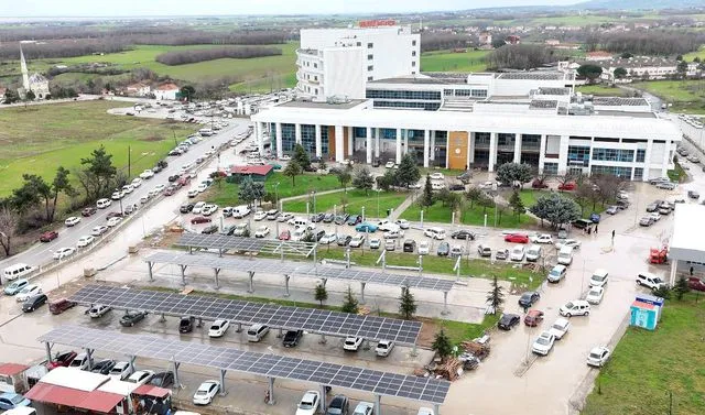 Bafra Devlet Hastanesi enerjisini güneşten sağlıyor: Günlük 50 bin TL tasarruf