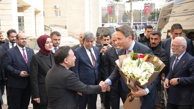 Bakan Bayraktar: 16-17 milyon hanenin doğal gazını, Karadeniz