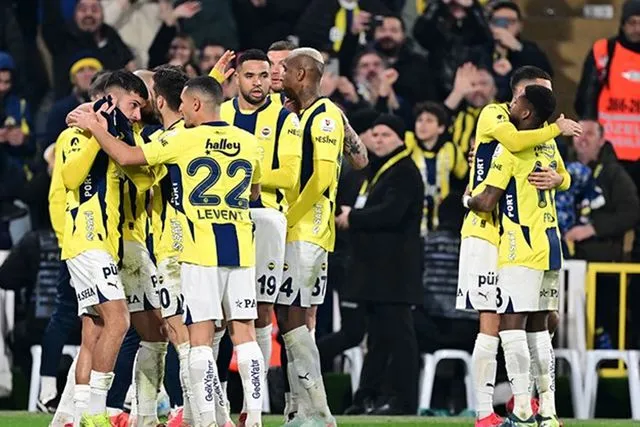 Bavullarını bile topladı! Fenerbahçe