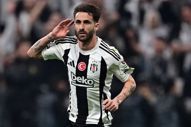 Beşiktaş'tan kaçar gibi giden Rafa Silva rezil rüsva oldu