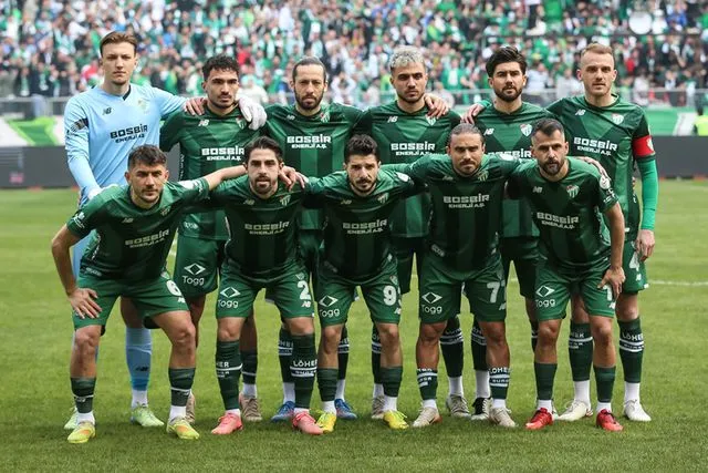 Bursaspor şampiyonluk için sahaya çıkıyor: 1 puana 1. Lig