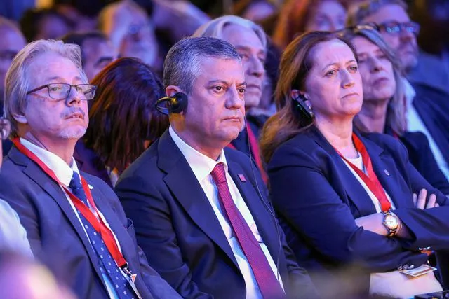 CHP Genel Başkanı Özel, GPM İlerici Kentler Oturumu