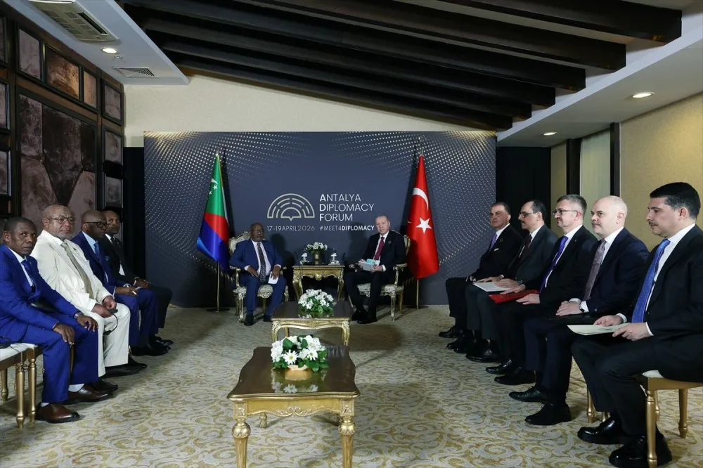 Cumhurbaşkanı Erdoğan ile Komorlar Birliği Cumhurbaşkanı Azali Assoumani Arasında Yüksek Düzeyli Görüşme Gerçekleşti