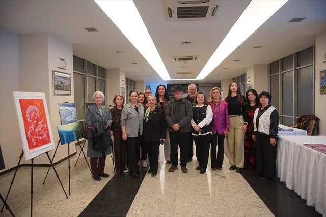 Edirne'de Dünya Sanat Günü kapsamında sergi düzenlendi