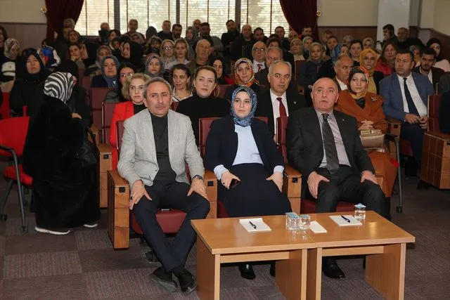 Erzurum'da "Tarımda Kadın Eli Projesi" ve "Çiftçi Kadın Akademisi" başladı