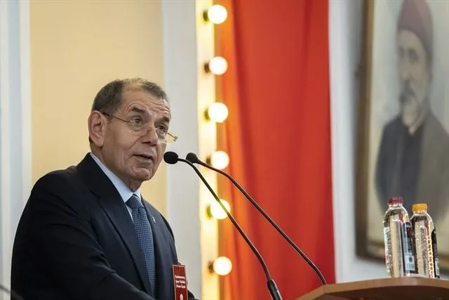 Galatasaray Kulübü Başkanı Özbek, Süper Lig