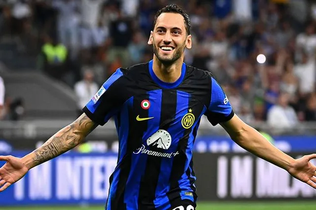 Hakan Çalhanoğlu, futbolu bırakmasının ardından yeni mesleğini açıkladı: Şimdiden çalışıyorum