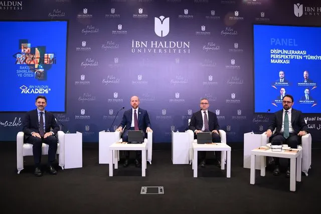 İbn Haldun Akademi kapsamında "Disiplinlerarası Perspektiften Türkiye Markası" paneli düzenlendi