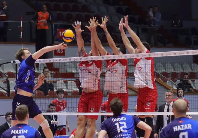 İstanbul Gençlik, Altekma'yı 3-0 Yenerek Seride İleri Gitti