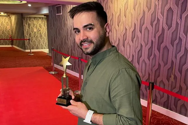 Kadir Ezildi’den babasına sert rest: Beni değil onu seçti