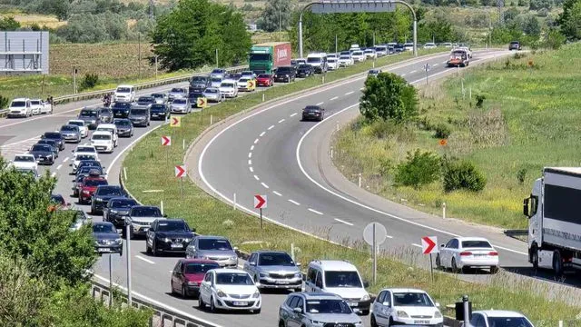 Karabük'te Mart ayında 444 araç trafiğe kayıt edildi