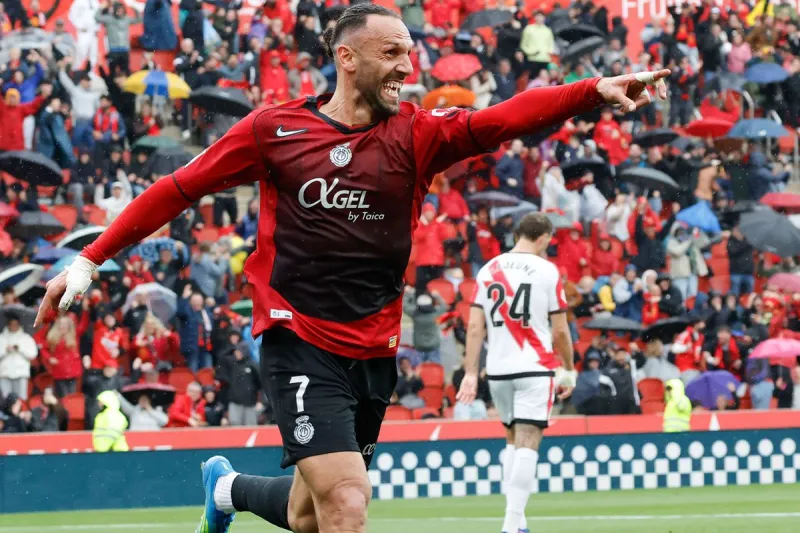 Barcelona'dan Vedat Muriqi sürprizi