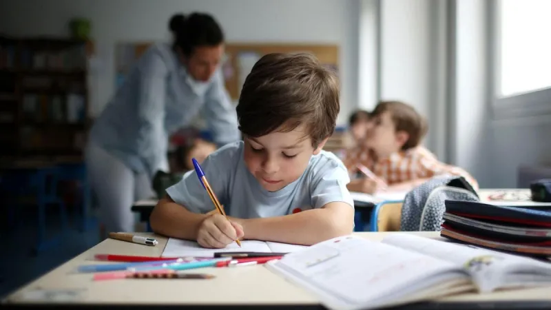 İsveç eğitimde dijitali terk ediyor, kağıt kaleme geri dönüyor