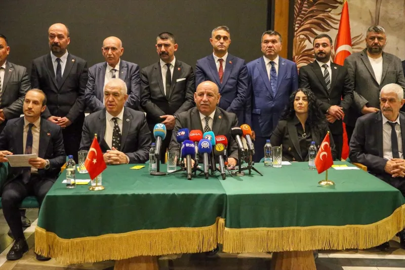 MHP Diyarbakır İl Başkanı Miktat Arslan, basın mensuplarıyla buluştu