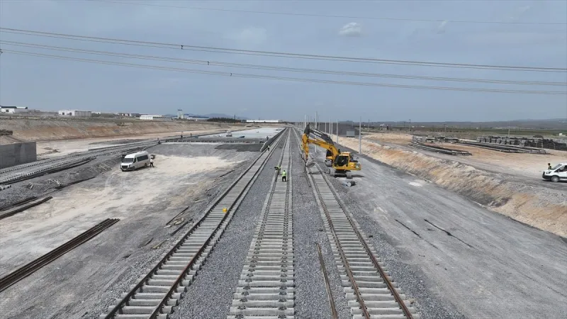 Sanayicinin ihracatını kolaylaştıracak demir yolu lojistik merkezinin yüzde 70