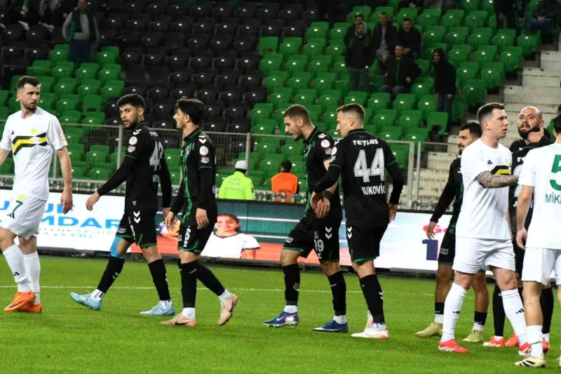Trendyol 1. Lig: Sakaryaspor: 1 Esenler Erokspor: 2