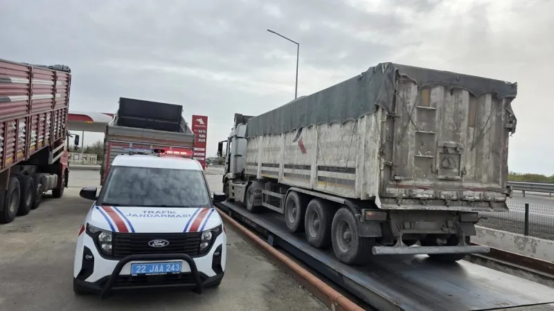 Uzunköprü'de Tonaj Denetimi: İstiap Haddini Aşan Kamyonlara Rekor Ceza