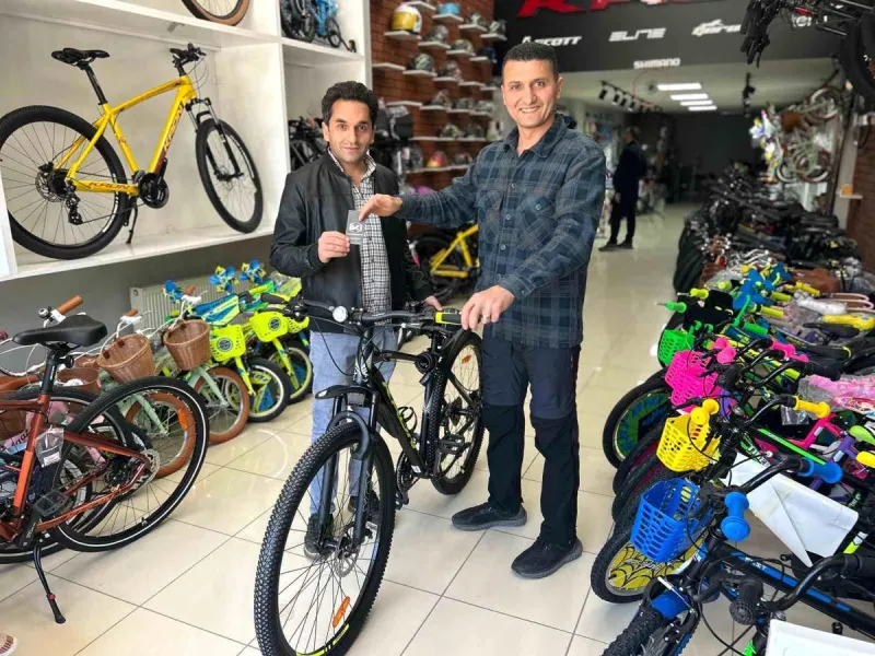 Van'da bahar mevsimi bisiklet sektörünü hareketlendirdi