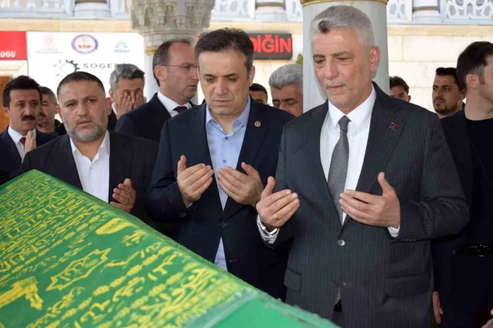 Okul saldırısında hayatını kaybeden Furkan son yolculuğuna uğurlandı