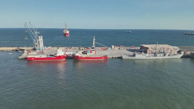 Somali'de 'Çağrı Bey Ultra Derin Deniz Petrol Sondaj Sahası Gemi Karşılama Töreni' düzenlendi