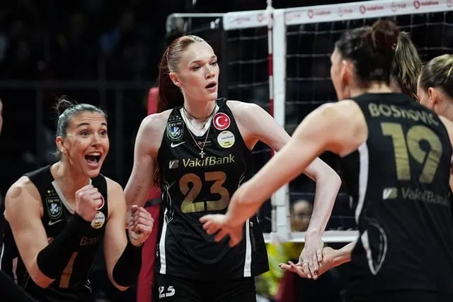 Voleybol: Vodafone Sultanlar Ligi play-off final serisi