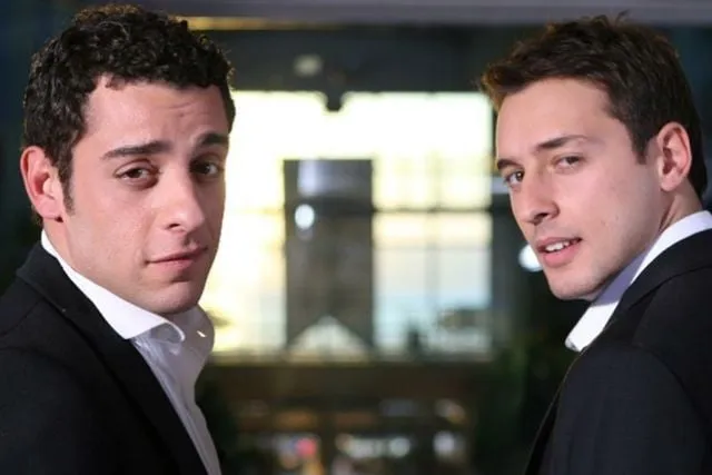 Yıllar sonra yol ortasında! Efe ile Deniz böyle karşılaştı