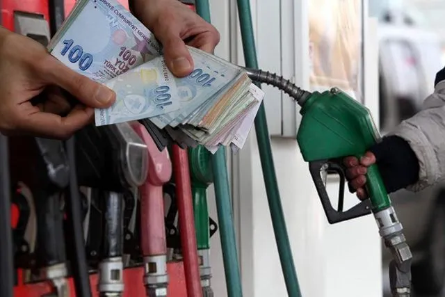 Akaryakıt Piyasasında Tarihi Kırılma: Motorin Bazı Bölgelerde 80 Lira Barajını Aştı