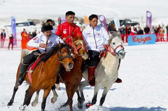 Erciyes'te Düzenlenen Kökbörü Oyunları 2026, Kayseri'nin Kültürel Tanıtımına Büyük Katkı Sağladı