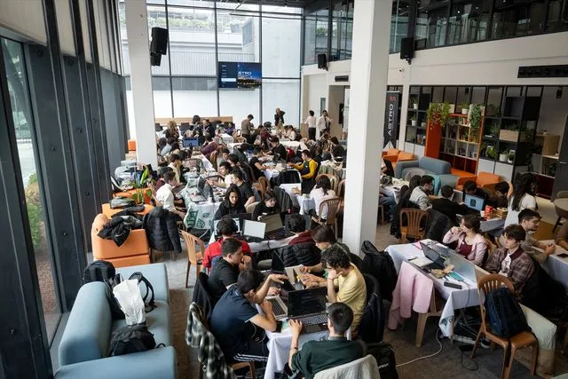 Gençleri uzayla buluşturan "TUA Astro Hackathon" 37 şehirde başladı