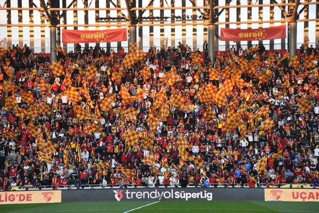 Göztepe, Galatasaray