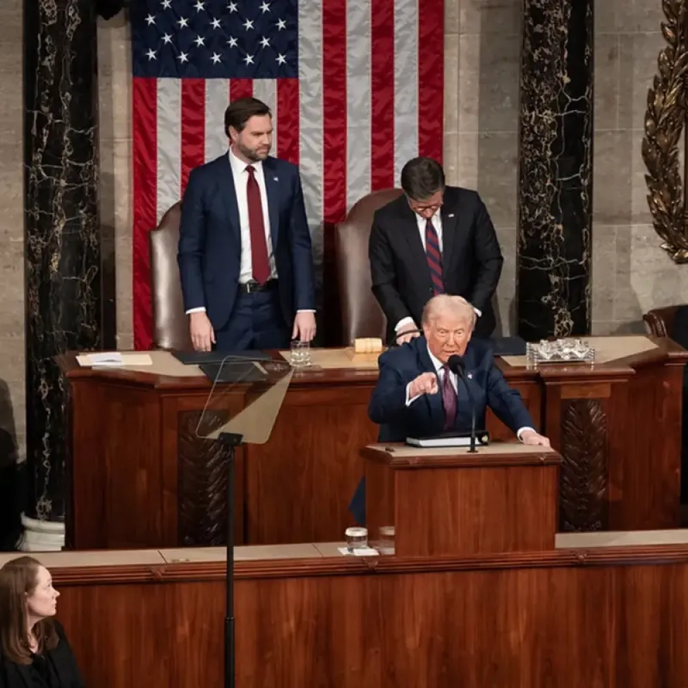 Kanada'nın gümrük vergileri laldırıldı, Trump destek veren vekilleri tehdit etti - Son Dakika