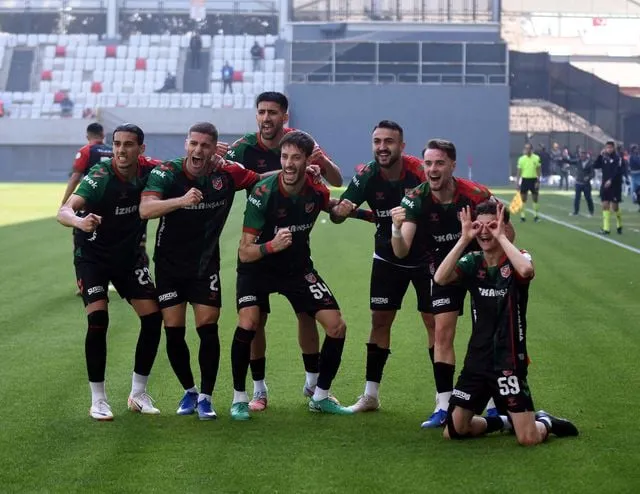 Karşıyaka ile Eskişehirspor Arasındaki Çekişme: İkincilik Mücadelesi
