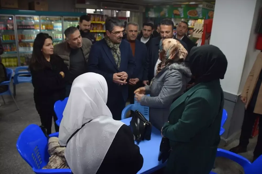 Milletvekilinin Hastane Ziyareti: Bayram Coşkusu Hastaları Güldürdü