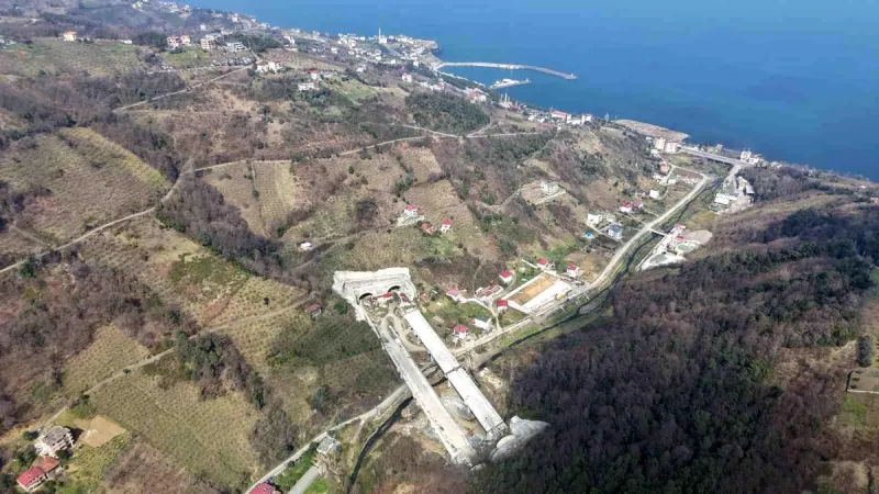 Trabzon Ulaşımında Yeni Dönem: Güney Çevre Yolu'nun Dev Viyadükleri Gökyüzüne Yükseliyor