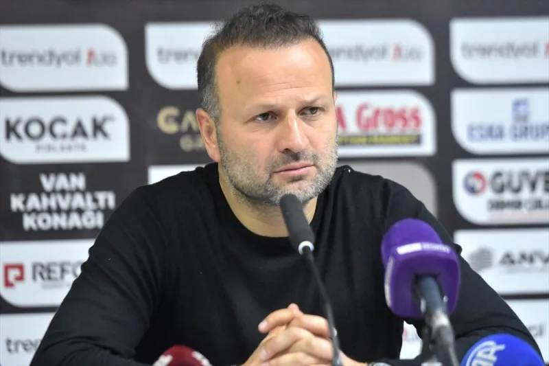Vanspor FK ve Sarıyer Berabere Kaldı: Teknik Direktörler Açıkladı