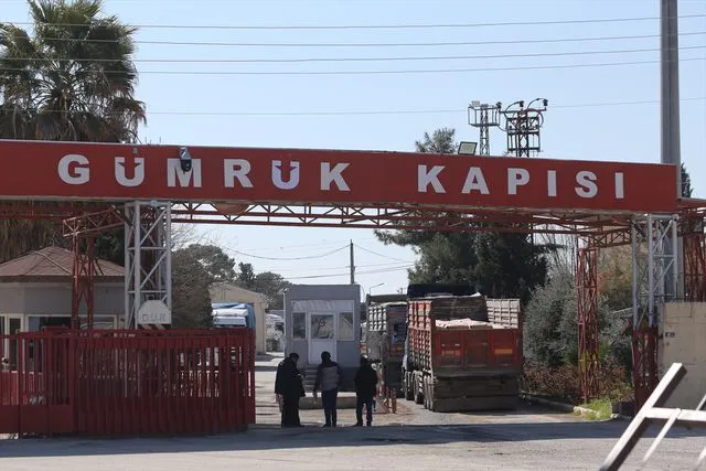 Suriye ile ticaret yapan ŞUTSO üyelerine Akçakale Gümrük Kapısı