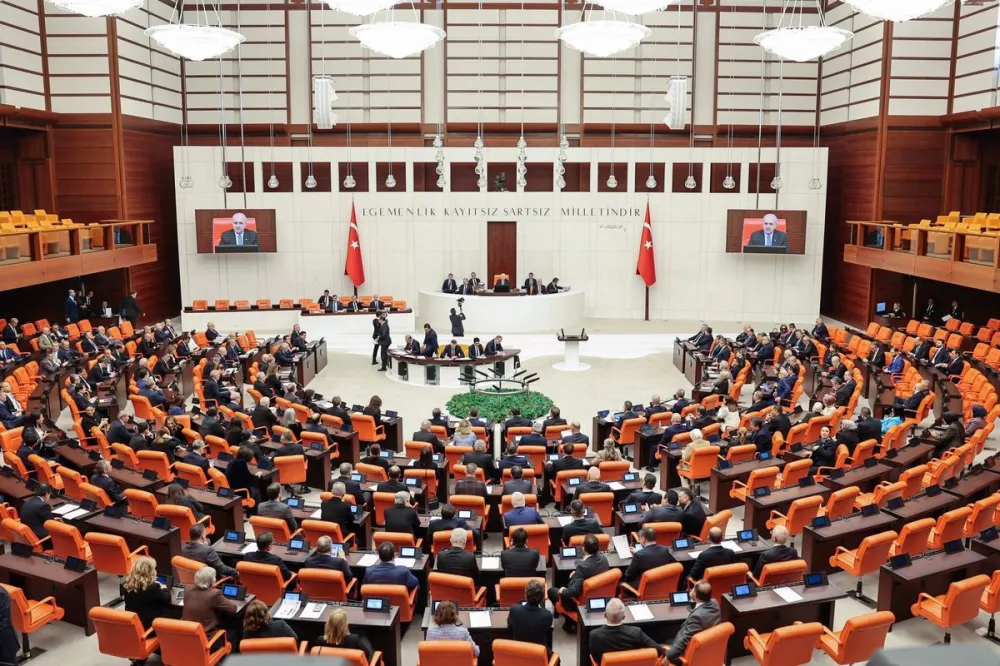 TBMM'de Doğum İzni ve Sosyal Medya Düzenlemesi Görüşülüyor - Son Dakika