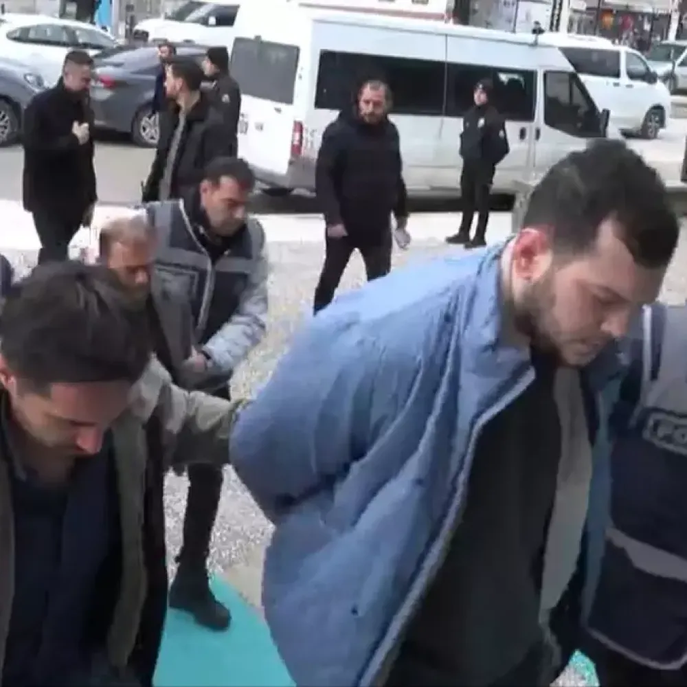 Telefon dolandırıcılarına GSM hattı temin eden şebekeye operasyon: 7 gözaltı