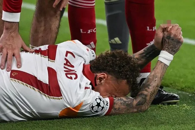 UEFA’dan Radikal Karar: Noa Lang Sakatlığı Sonrası Saha Kenarı Güvenlik Protokolleri Değişiyor